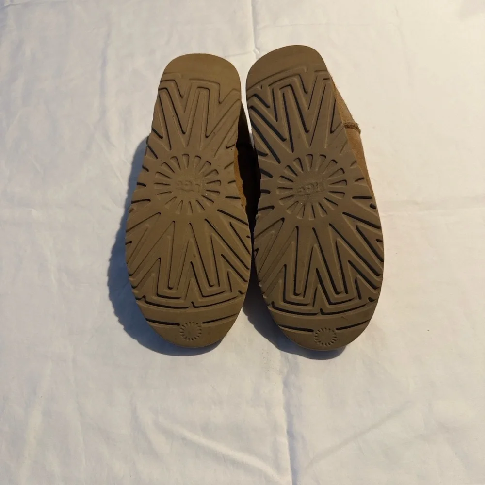 UGG Chestnut Suede Ankle Boots - Picture 10 of 14